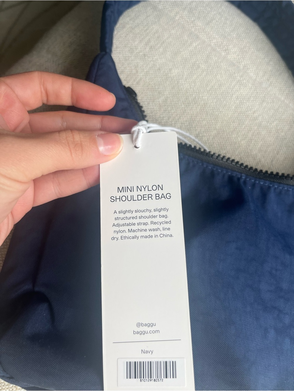 BAGGU Navy Shoulder Bag with Logo Patch - Picture 2 of 6
